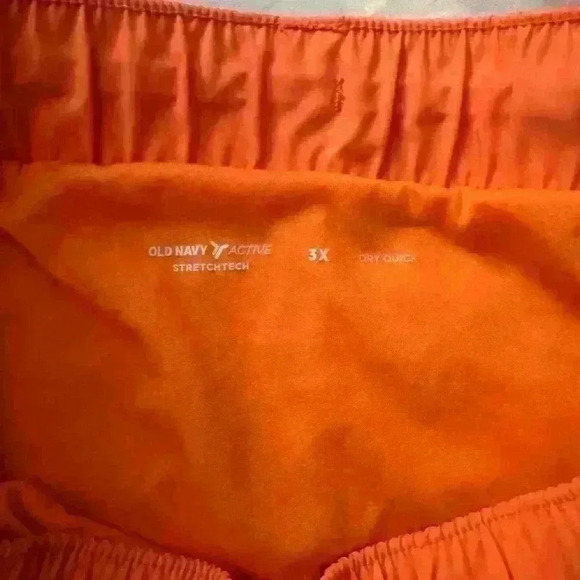 Women’s plus size running shorts quick dry 3x old Navy - Picture 2 of 2